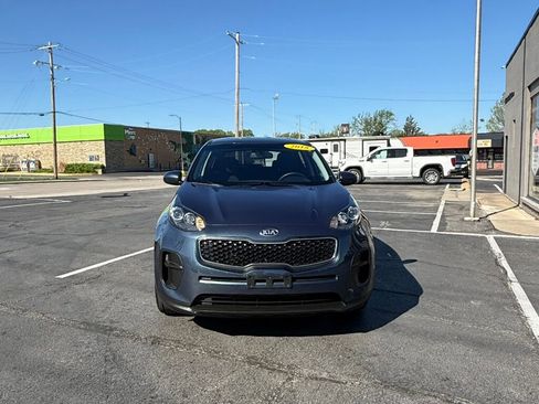 Used 2018 Kia Sportage LX image 4