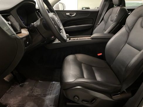 Used 2023 Volvo XC60 B5 Plus w/ Protection Package Premier image 67