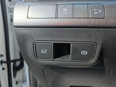 New 2026 Hyundai Kona Limited FWD image 40