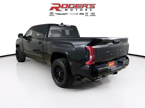 Used 2023 Toyota Tundra Platinum w/ Advanced Package AWD/4WD image 11