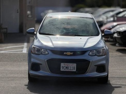 Used 2018 Chevrolet Sonic Premier FWD image 49
