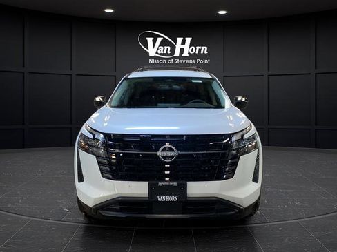 New 2026 Nissan Pathfinder SV image 10