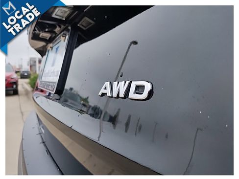 Used 2023 Nissan Rogue S AWD/4WD image 12