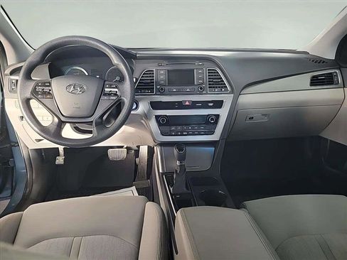 Used 2016 Hyundai Sonata SE image 11