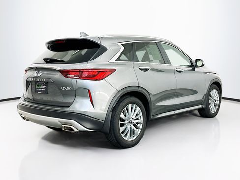 Used 2023 INFINITI QX50 Luxe AWD/4WD image 9