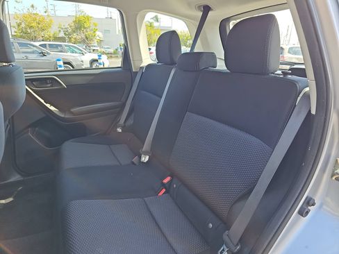 Used 2017 Subaru Forester 2.5i AWD/4WD image 13