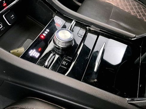 Used 2021 Jeep Grand Cherokee L Summit w/ Luxury Tech Group V image 18