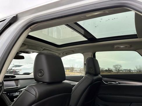 Used 2019 Cadillac XT5 Luxury image 13