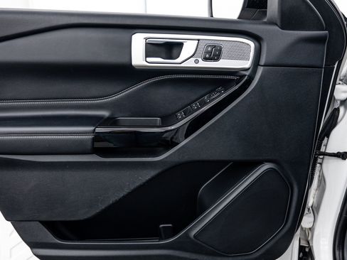 Used 2022 Ford Explorer ST w/ Equipment Group 401A image 12