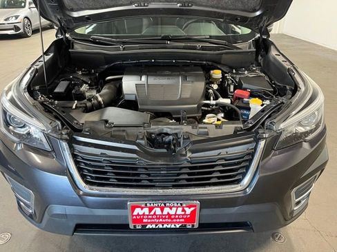 Used 2019 Subaru Forester Limited AWD/4WD image 9