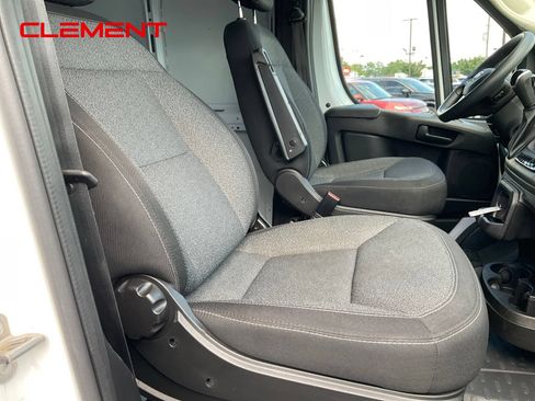 Used 2023 RAM ProMaster 2500 FWD image 24