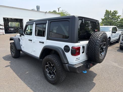 Used 2023 Jeep Wrangler Unlimited Rubicon 4xe w/ Cold Weather Group AWD/4WD image 3