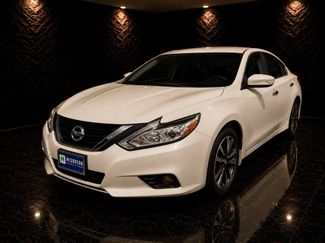 Used 2017 Nissan Altima 2.5 SV w/ Convenience Package FWD video 1