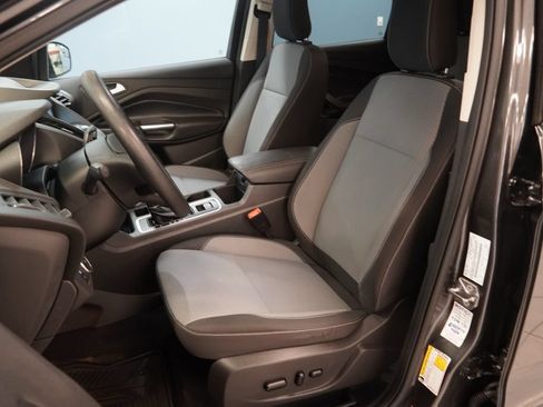 Used 2019 Ford Escape SE AWD/4WD image 3
