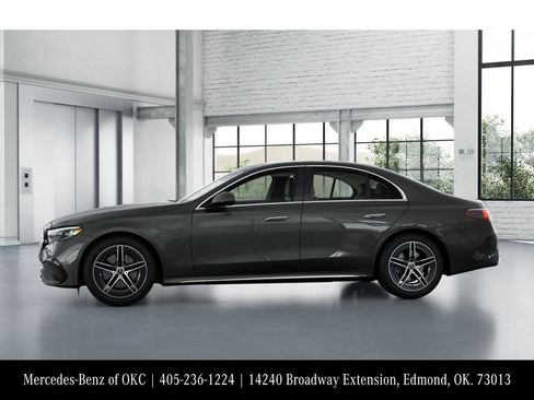 Used 2025 Mercedes-Benz E 350 Sedan image 35