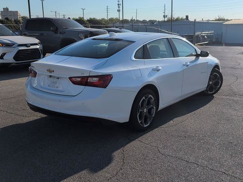 Used 2024 Chevrolet Malibu LT FWD image 3