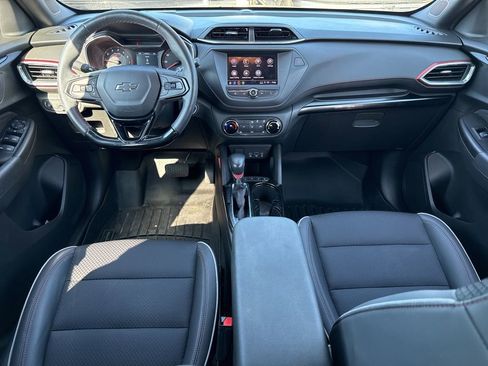 Used 2022 Chevrolet TrailBlazer RS image 11