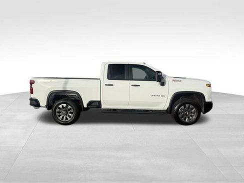 New 2026 Chevrolet Silverado 2500 Custom w/ Custom Value Package image 10
