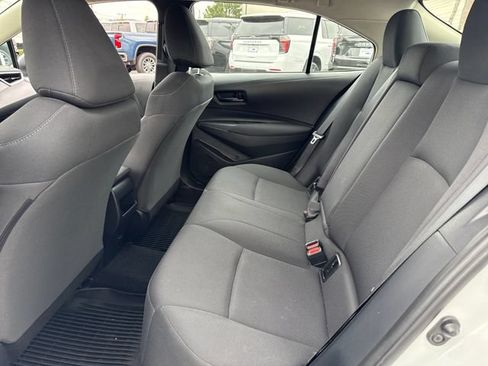 Used 2022 Toyota Corolla LE FWD image 23