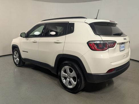 Used 2018 Jeep Compass Latitude w/ Popular Equipment Group FWD image 6
