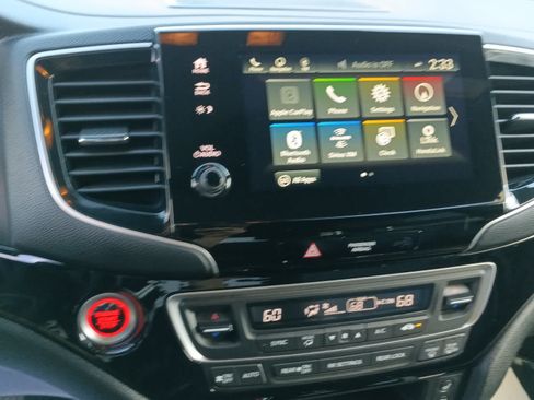 Used 2023 Honda Passport Elite image 8