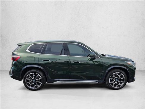 Certified 2025 BMW X1 xDrive28i AWD/4WD image 4