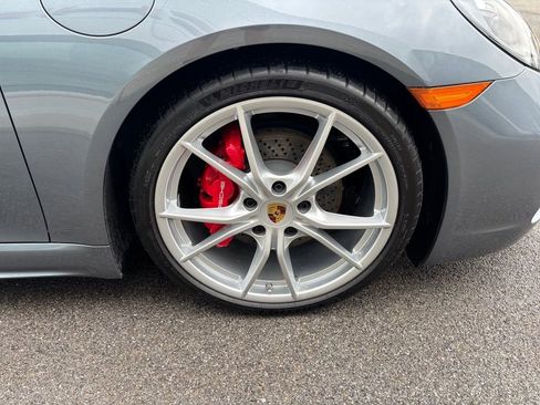 Used 2025 Porsche 718 Cayman S RWD image 34