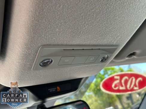 Used 2025 Nissan Kicks SV AWD/4WD image 31