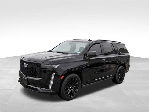 Certified 2022 Cadillac Escalade Sport Platinum w/ LPO, ONYX Package image 2