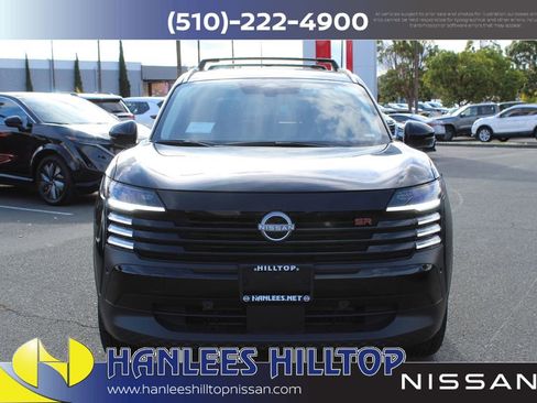 New 2025 Nissan Kicks SR image 4