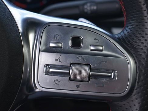 Used 2022 Mercedes-Benz CLA 250 image 17