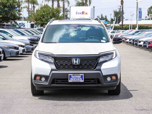 Used 2021 Honda Passport Touring image 2