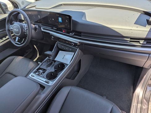 New 2026 Kia Carnival SX w/ SX Dark Edition Package image 10