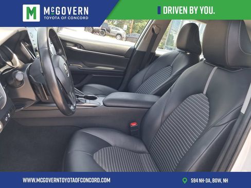 Used 2023 Toyota Camry SE FWD image 14