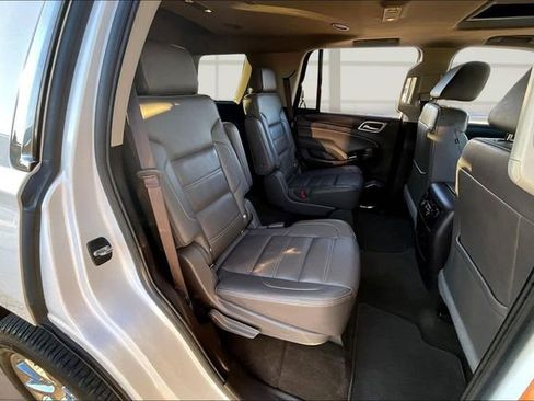 Used 2018 GMC Yukon Denali image 27