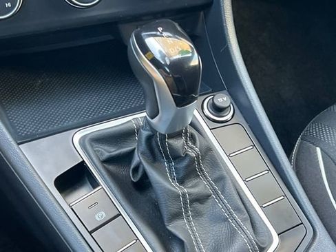 Used 2024 Volkswagen Jetta Sport FWD image 22