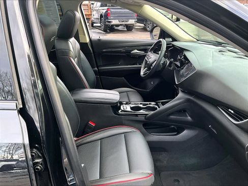 Used 2023 Buick Envision Essence w/ Sport Touring Package image 11