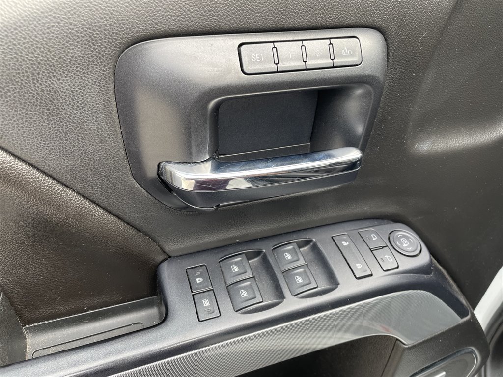 Used 2015 Chevrolet Silverado 2500 LTZ w/ Duramax Plus Package AWD/4WD image 30