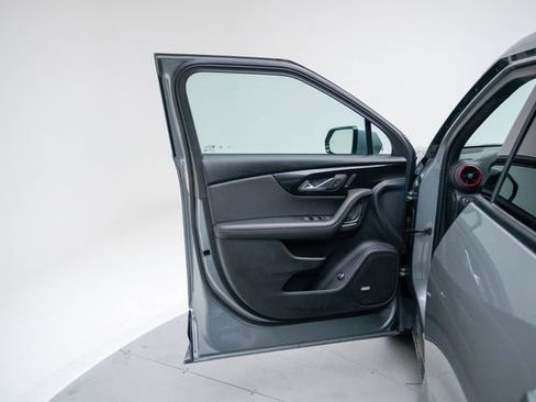 Used 2023 Chevrolet Blazer RS w/ Enhanced Convenience Package FWD image 22