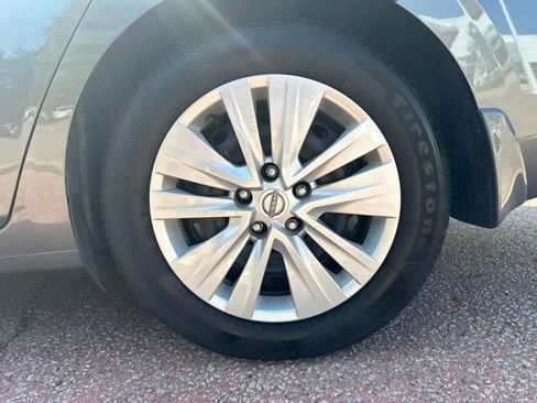 Used 2025 Nissan Sentra S image 28