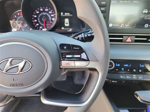 Used 2022 Hyundai Elantra SEL w/ Cargo Package image 22