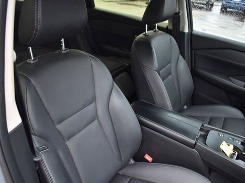 Used 2025 Nissan Rogue SL FWD image 70