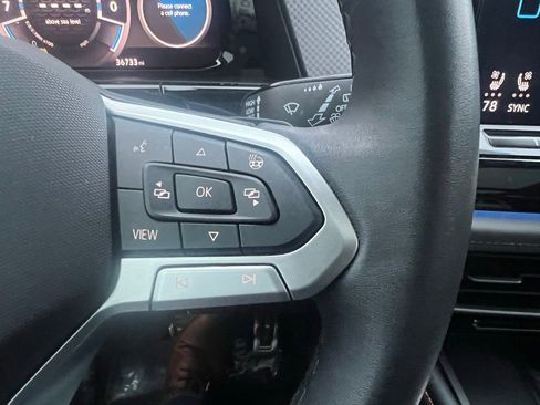 Used 2024 Volkswagen Atlas Peak Edition SE image 47