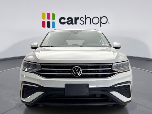 Used 2022 Volkswagen Tiguan SE image 8