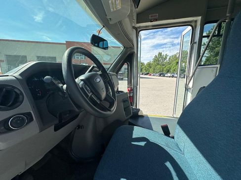 Used 2025 Ford E-450 and Econoline 450 Super Duty w/ Shuttle Bus Prep Package RWD image 13
