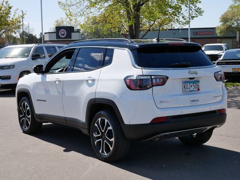 Used 2023 Jeep Compass Limited AWD/4WD image 5