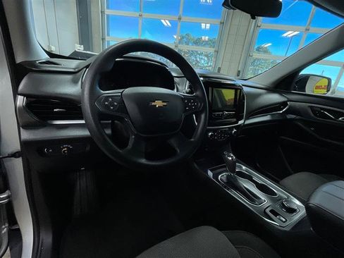 Used 2019 Chevrolet Traverse LS image 12