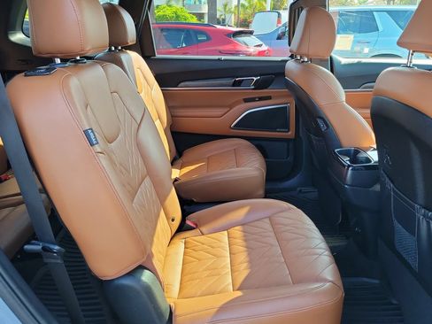 Used 2023 Kia Telluride SX X-Line AWD/4WD image 22