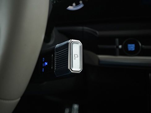 Used 2025 Hyundai Santa Fe SEL image 27