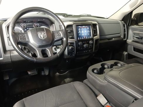 Used 2019 RAM 1500 Classic Warlock AWD/4WD image 9